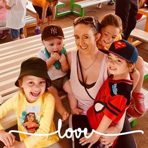 Meet your Posher, Tara